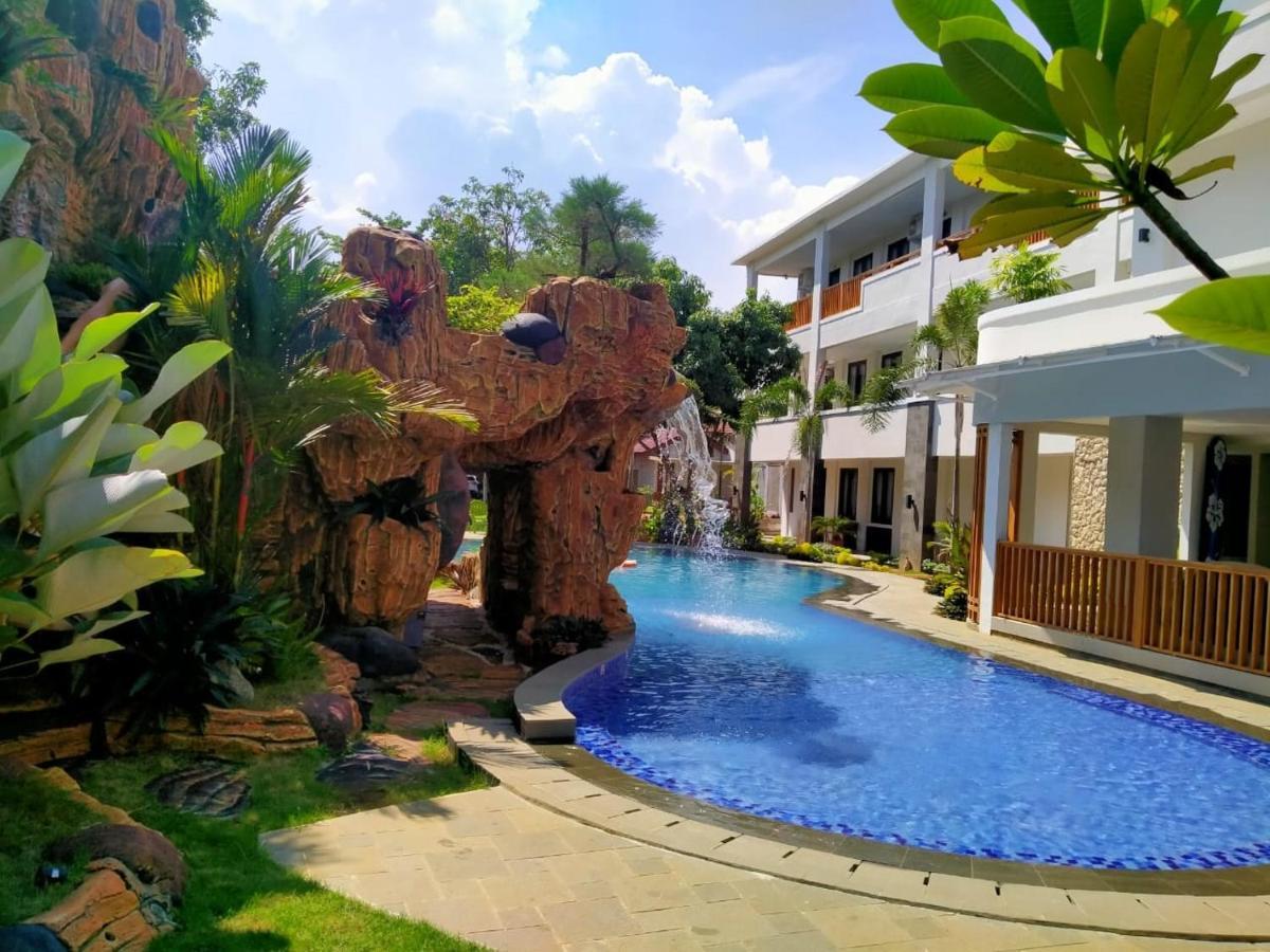 Long Beach Hotel Pangandaran Dış mekan fotoğraf