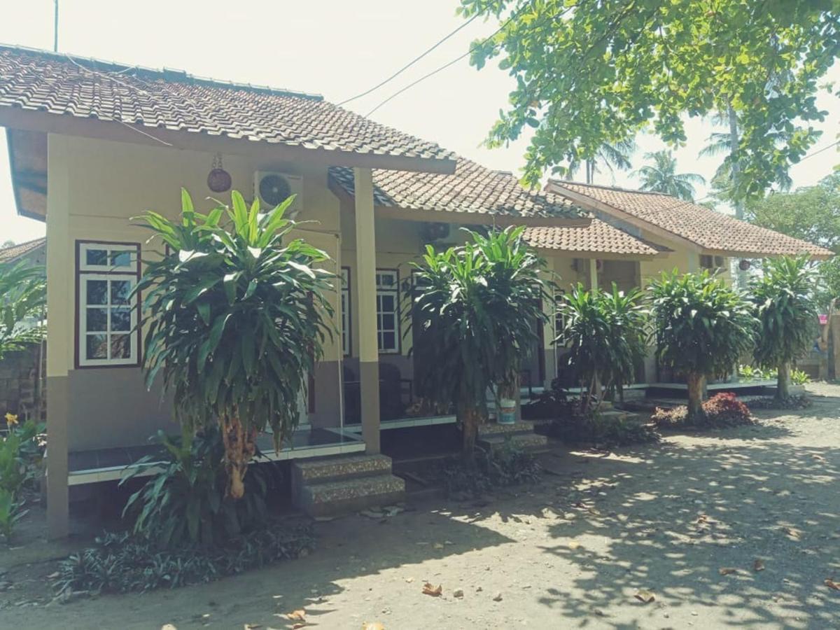 Long Beach Hotel Pangandaran Dış mekan fotoğraf