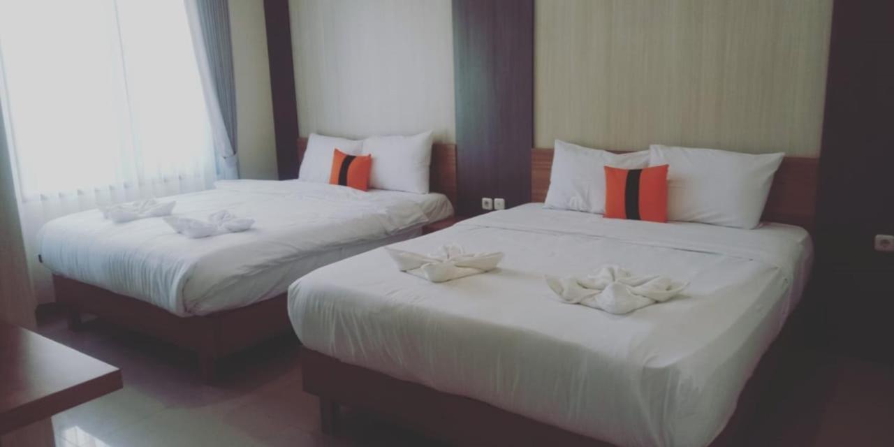 Long Beach Hotel Pangandaran Dış mekan fotoğraf